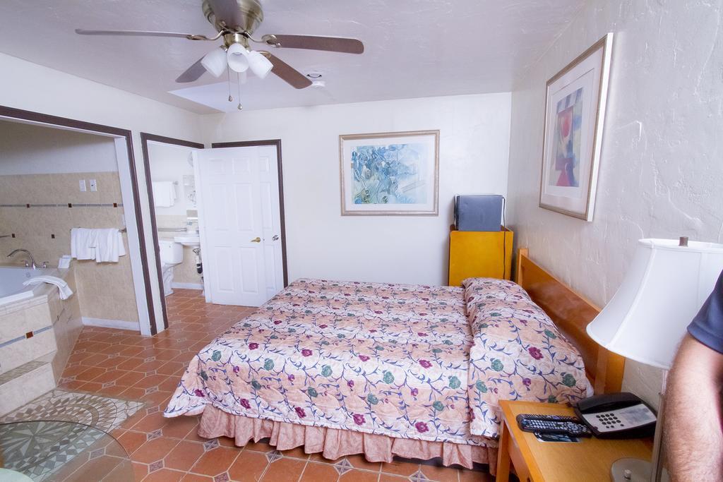 Mission Bell Motel เวนทูรา ภายนอก รูปภาพ